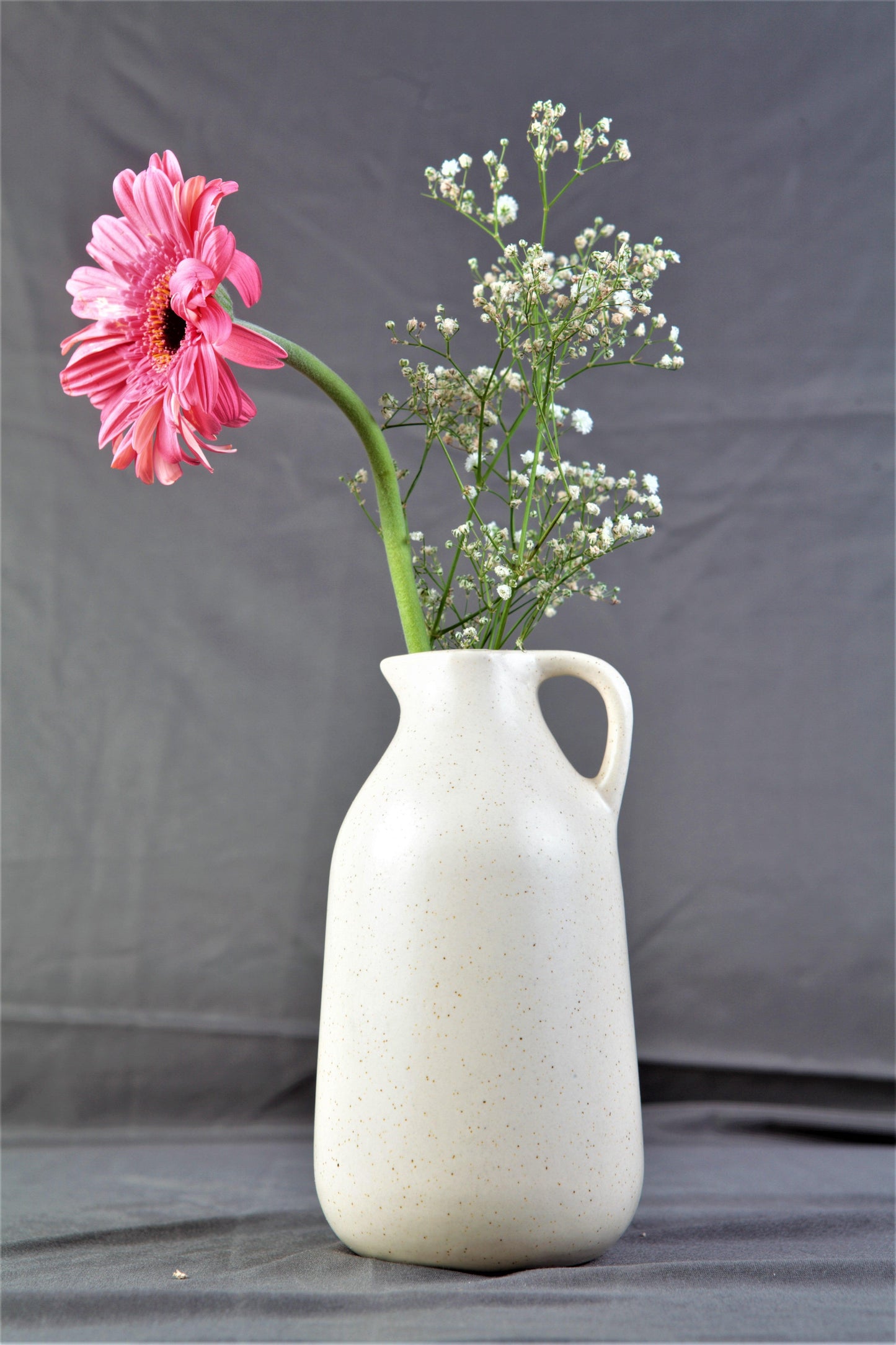 Pourer Bud Vase - cozykutumbhstore