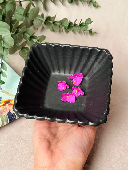 Ebony Elegance Square Bowls - cozykutumbhstore